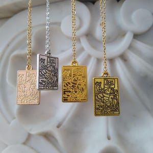collier carte de tarot la mort doré et argenté en acier inoxydable, pendentif death