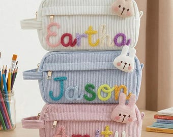 Estuche para lápices de pana con monograma, estuche personalizado con cremallera y nombre, organizador escolar personalizado, regalo de cumpleaños y regreso a clases para niñas.