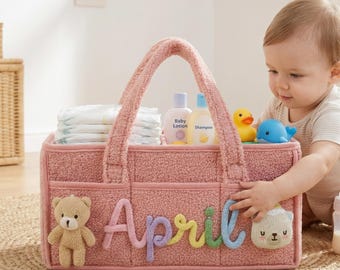 Cesta de almacenamiento de peluche personalizada para bebé, cesta suave con bolsillos laterales, organizador personalizado para la habitación del bebé con osito, regalo de bienvenida para recién nacidos (niño o niña).