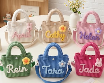 名入れ可能な子供用クロスボディバッグ、女の子向けのカスタムネーム入りコーデュロイ財布、花柄の幼児用ハンドバッグ、誕生日や旅行にぴったりのかわいいギフト