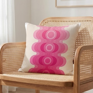 Mid-Century Modern Throw Pillow Cover, Retro Abstract Wavy Pink Design, Groovy 60s 70s Home Decor Accent for Sofa & Bedroom