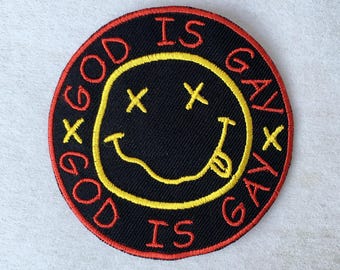 Lot de 2 écussons pour groupe de rock, peinture en aérosol Kurt Cobain God is G@y Nirvana smileys appliqués thermocollants brodés