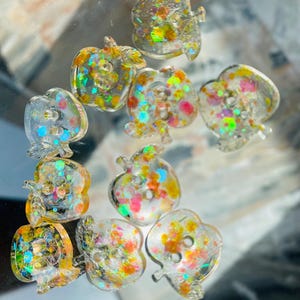 Bottoni 1 cm mela in resina trasparente – Glitter multicolore – Fatti a mano – Set da 2 a 10 pezzi