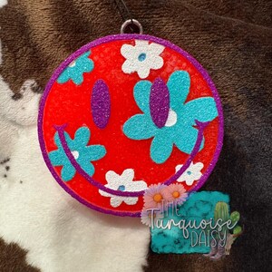 Smiley face with flowers freshie