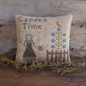 Garden Time...Primitive PDF Cross Stitch Pattern By The Humble Stitcher