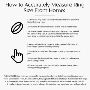 Black Tungsten Ring, Crushed Emerald Inlay, Yellow Gold, Mens Wedding Band bild 7