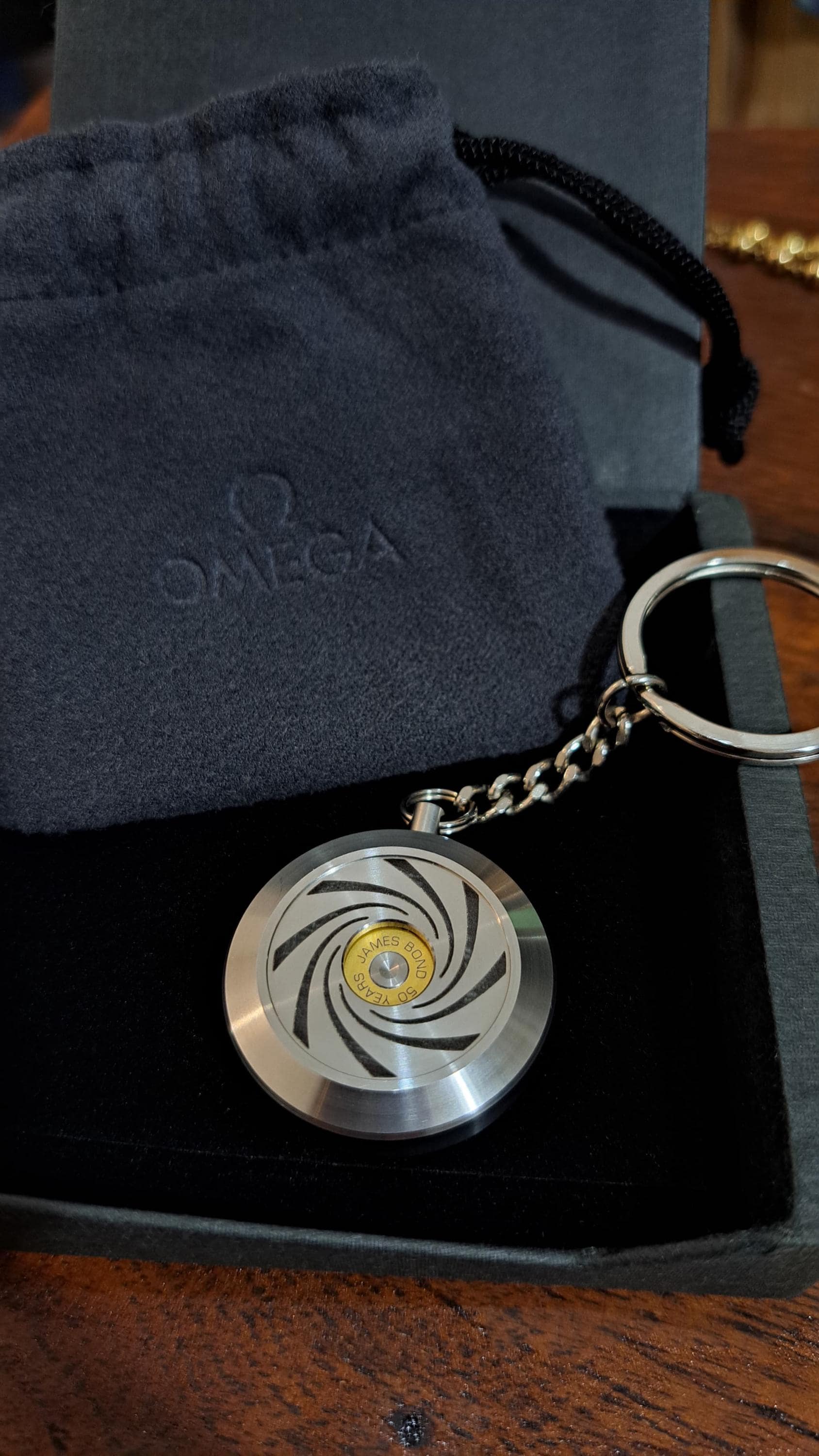 James bond keychain - Etsy 日本