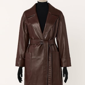 Chic Dark Brown Belted Leather Trench Coat – Minimalist Winter Outerwear