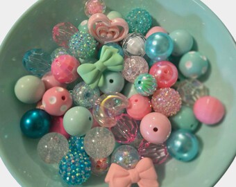 Bubblegum Beads / Chunky Round Bead Mix / Pastel Pink / Blue Acrylic Jewelry 30 Count