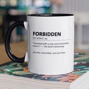 Taza con definición sarcástica prohibida/Taza de café para citas irresistibles, chistes de citas, regalo tentador