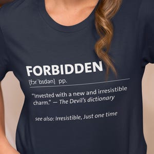Verbotenes sarkastisches Definition T-Shirt | Des Teufels Wörterbuch unwiderstehliches Geschenk, Versuchung Valentinstag