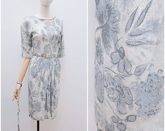 1960s Lurex rose print Cocktailkleid, tiefem V Ausschnitt, glitzernde Abendgarderobe, 60s Susan Small metallic wiggle - XS