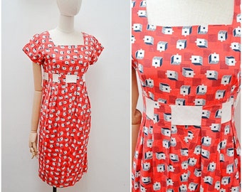 1960s Mid century print cotton dress, 1960s geometric printed summer daywear, Bright geometric empire line - S