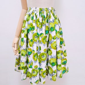 1950s Rose print two piece, 50s Green cotton summer set, Floral top & full skirt XS image 2