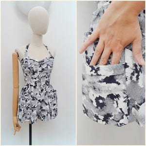 1950s Printed halterneck cotton romper, 50s Monochrome playsuit with pockets, Summer holiday beachwear - XS S
