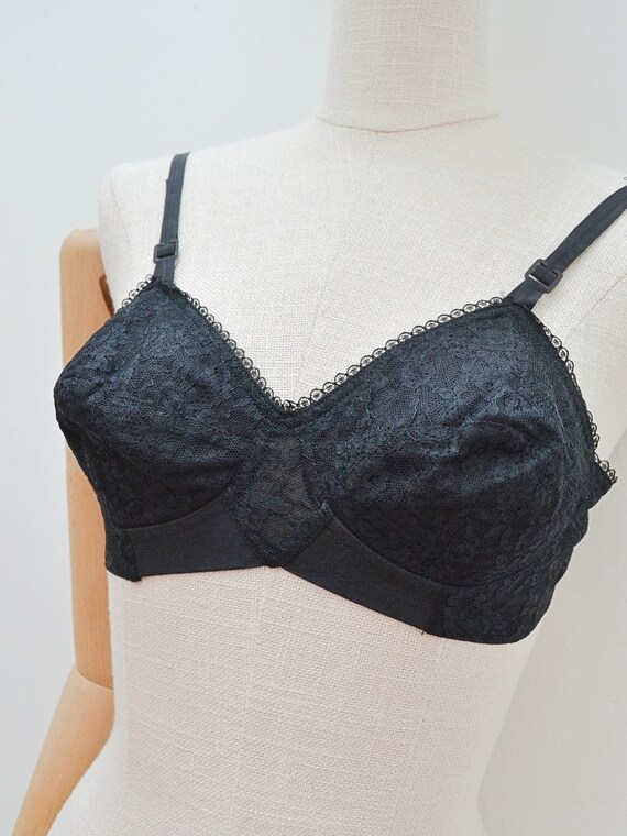 1950s Lace French conical bra, 50s 60s cone shape lin??? Gem