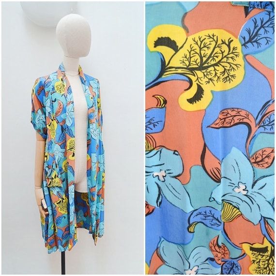 1940s Printed rayon dressing robe, 40s Flower pri… - image 1