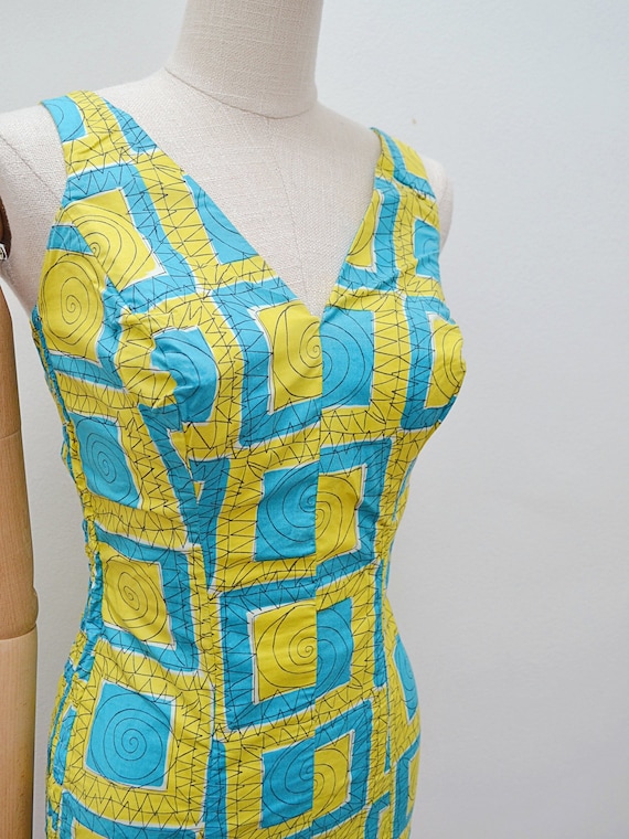 XS/S | 1960s Tricotbest Cotton Graphic Print Swimsuit Smocked Back main image 0