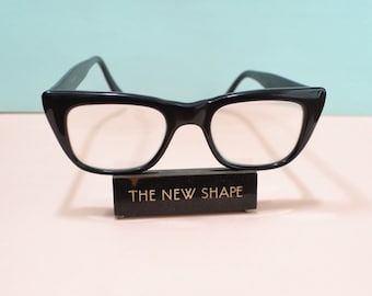 1960s Chunky black spectacle frames, 60s upswept thick eyeglasses, rectangular retro eyewear