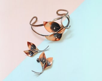 1960s Copper bangle & earrings, 50s Modernist silver metal jewellery set, 60s cala lily Stuart Nye designer