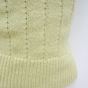 1950s Short sleeved sweater top, 50s soft chartreuse green knit, Handknitted pastel tight jumper XS image 4