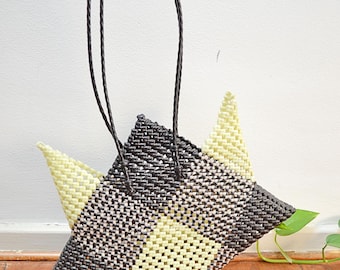 1960s Woven plastic rigid shoulder bag, 60s Shopping or beach bag, 70s Large top handle handbag