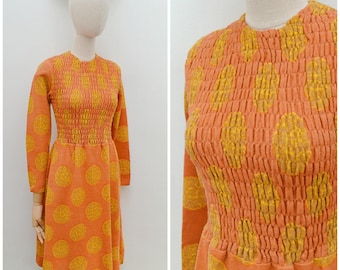 1970s Long sleeve jersey dress, 70s Smocking bodice spring midi, Retro knit daywear - XS S