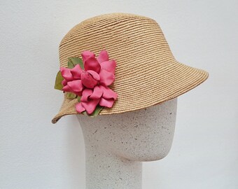 1920s Straw cloche summer hat, Deadstock 20s corsage day hat, Pink rose daywear