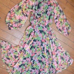 1970s Open sleeve chiffon dress, 70s Floaty keyhole neck eveningwear, Floral pastel balloon sleeve XS image 8