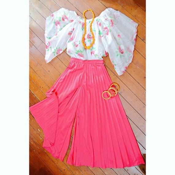 1970s Super wide hot pink pleated palazzo pants /