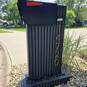mailbox, mailstand, custom mailbox, rustic mailbox, outdoor design