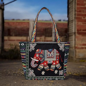 Ethno Einkaufstasche mit besticktem Elefant - Umhängetasche für Frauen, Boho-Reisehandtasche, lässige Büro- oder Studententasche
