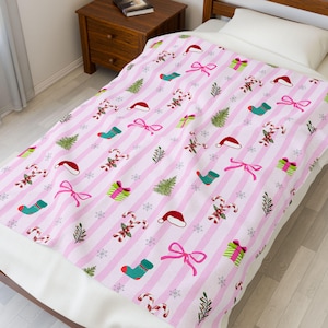 Christmas Velveteen Plush Blanket: Cozy Holiday Throw
