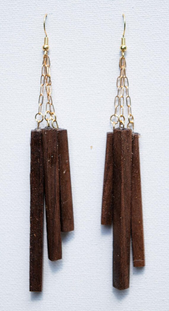 Orecchini in legno e resina. Orecchini trapezoidali pendenti e a goccia. Regalo per Lei - Italia
