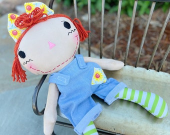 Traditional Rag Doll, Classic rag doll, cloth doll, handmade doll, soft doll, gift for girl, heirloom rag doll, Raggedy Ann