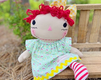 Traditional Rag Doll, Classic rag doll, cloth doll, handmade doll, soft doll, gift for girl, heirloom rag doll, Raggedy Ann