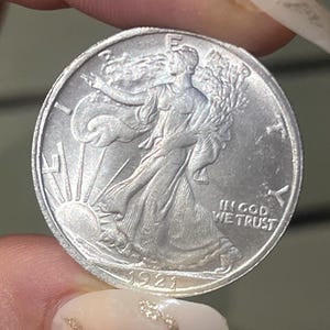 The 1921 Walking Liberty Half Dollar Old Rare Coins Perfect and Antique Coins For Gifts US Commemorative Coins Collectibles Coins