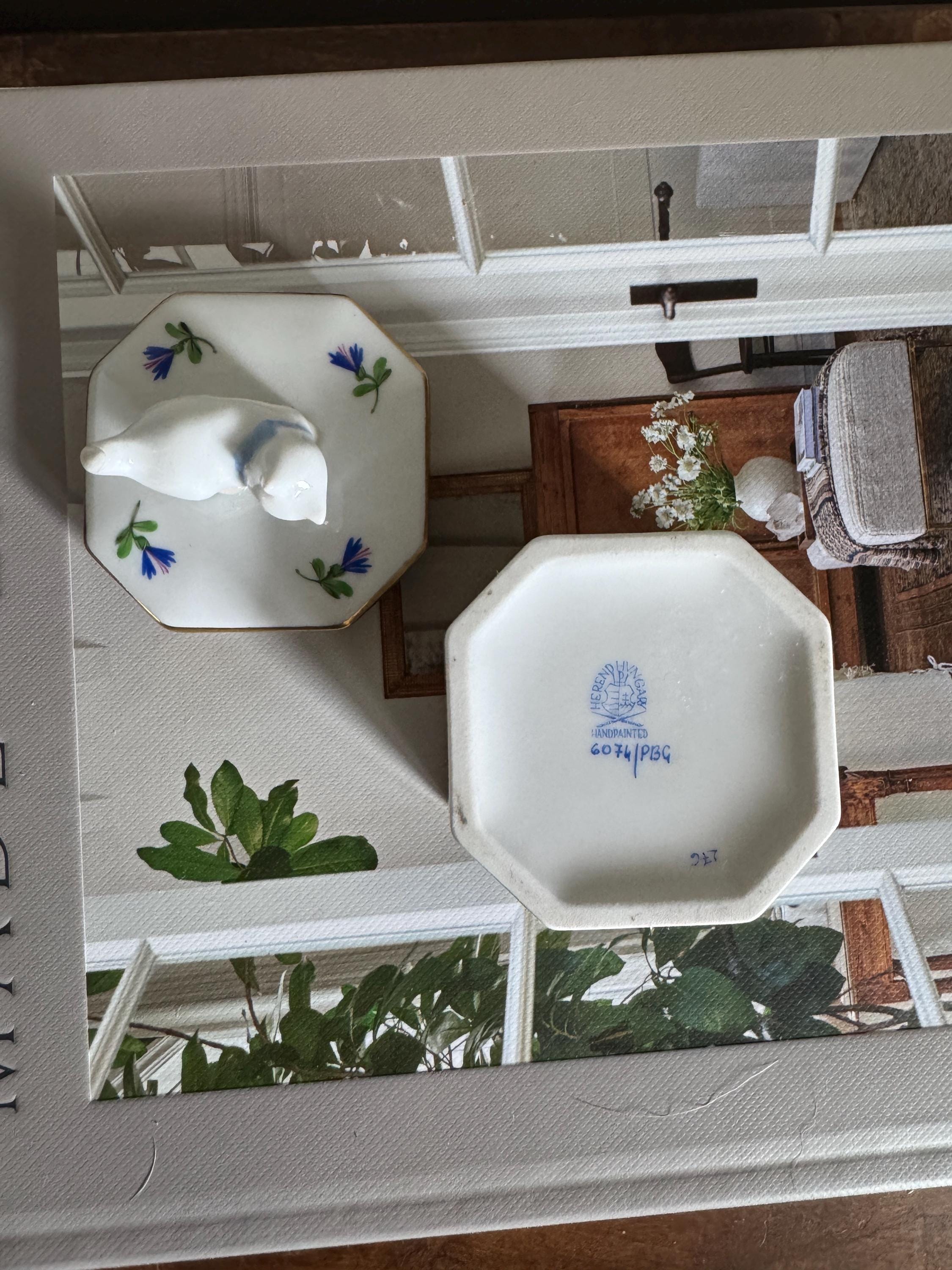 ヘレンドの猫の小物入れ - Etsy 日本