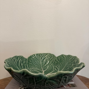 Bordallo pinheiro cabbage serving bowl 11”
