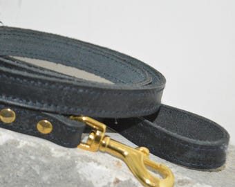 Guinzaglio per cani in pelle nera, accessorio per animali domestici, guinzaglio personalizzato, accessori in pelle, regalo per amanti degli animali