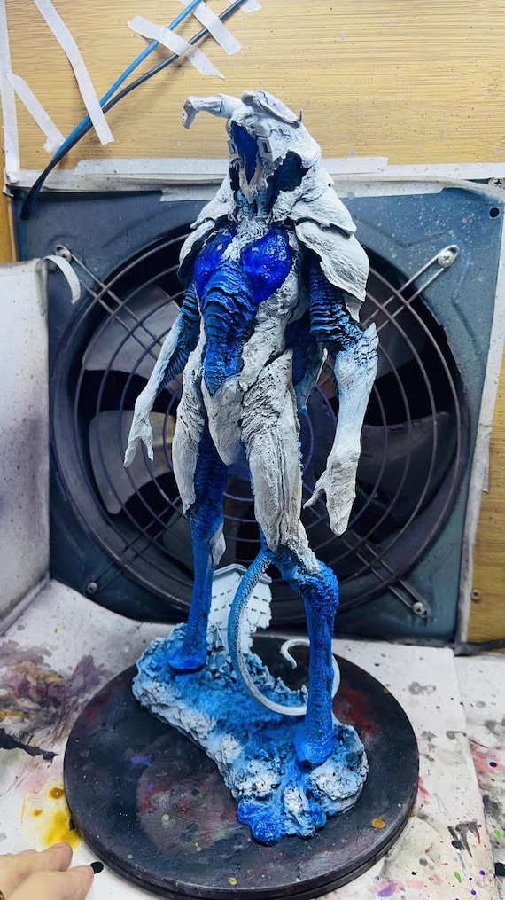 Zetton Remake Figure – Ultraman Kaiju Statue | Realistic