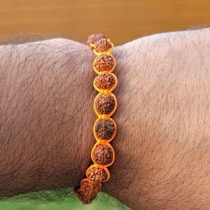 Rudraksha Beads Meditation Bracelet Hindu Shiva Kesari Thread Adjustable Y2R Evil Eye Protection nazar Shield Amulet