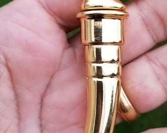 Mini Siri Sahib ceremonial de acero chapado en oro con diseño de chile Mirch Singh OO7