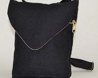 The Artemis, a little organic hemp bag