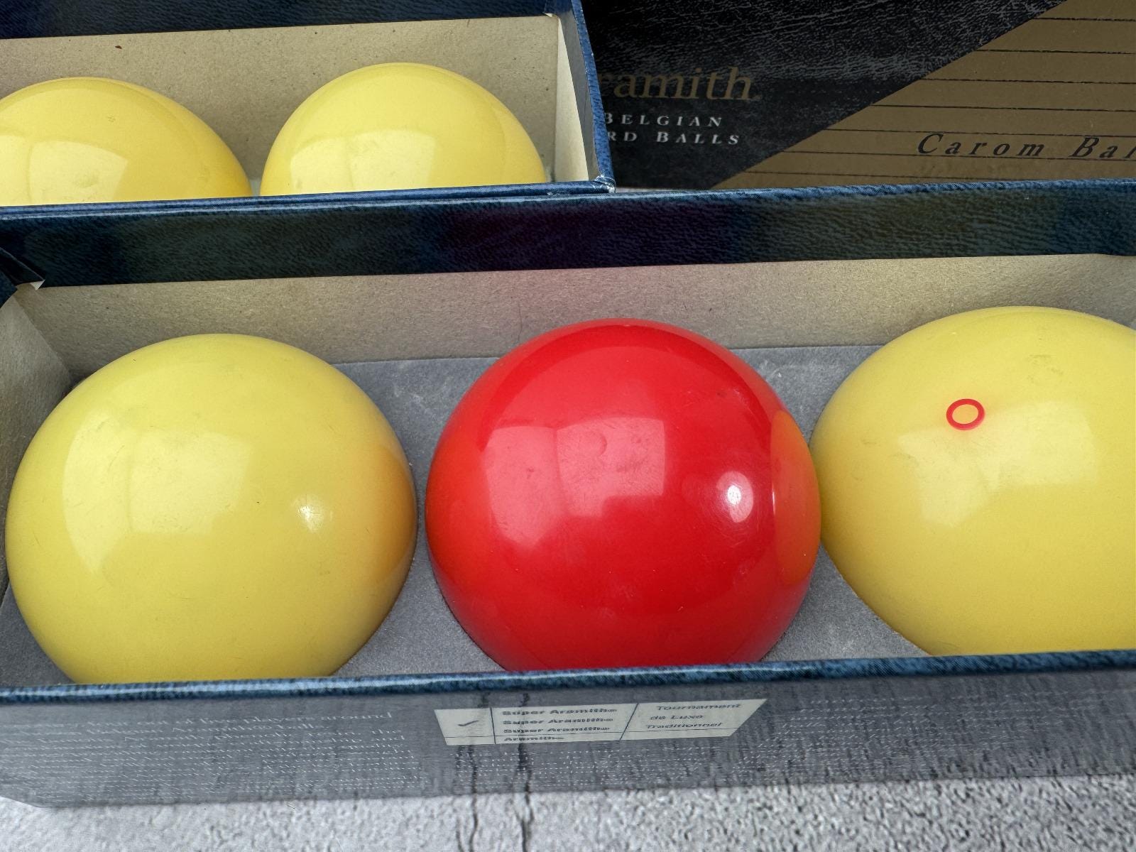 ヴィンテージ アラミス キャロム ビリヤードボールセット