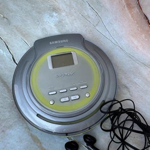 CD/MP3 Player Samsung CD‑Yepp MCD‑CM150+ Rare Panasonic Earbuds – Full Working Retro Set.
