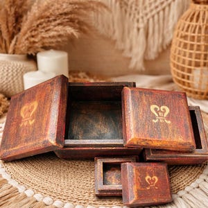 Set of 3 Vintage Wooden Stacking Nesting Boxes: Rustic Distressed Decorative Storage, For Jewelry & Keepsake, Vanity Accessory