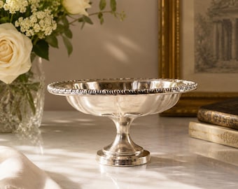 Vintage Oneida Silversmiths Pedestal Compote Bowl, Silver-Plated Fluted Candy Dish with Gadroon Border, Vanity Dresser Accessory Decor