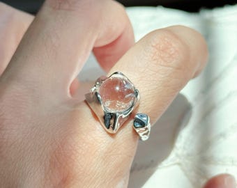Spinnable Clear Quartz Ring – Silver Adjustable Crystal Ring – Spinner Fidget Jewelry for Clarity and Calm – Minimalist Statement Piece