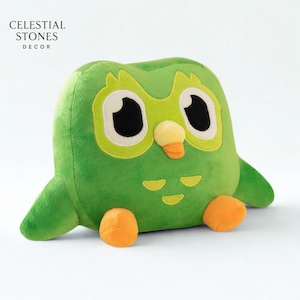 Cute Green Owl Plush Toy – Soft And Adorable Duolingo Inspired Pillow for Language Lovers, Kids & Cozy Home Decor